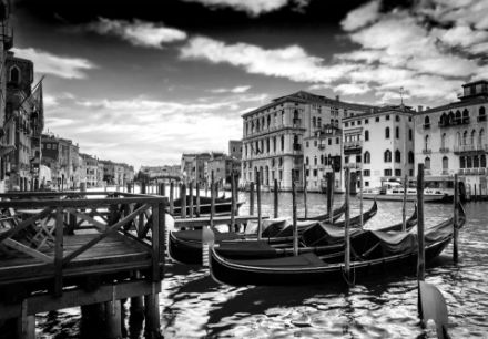 Obrazek Miasto Wenecja Czarno-Białe Gondole